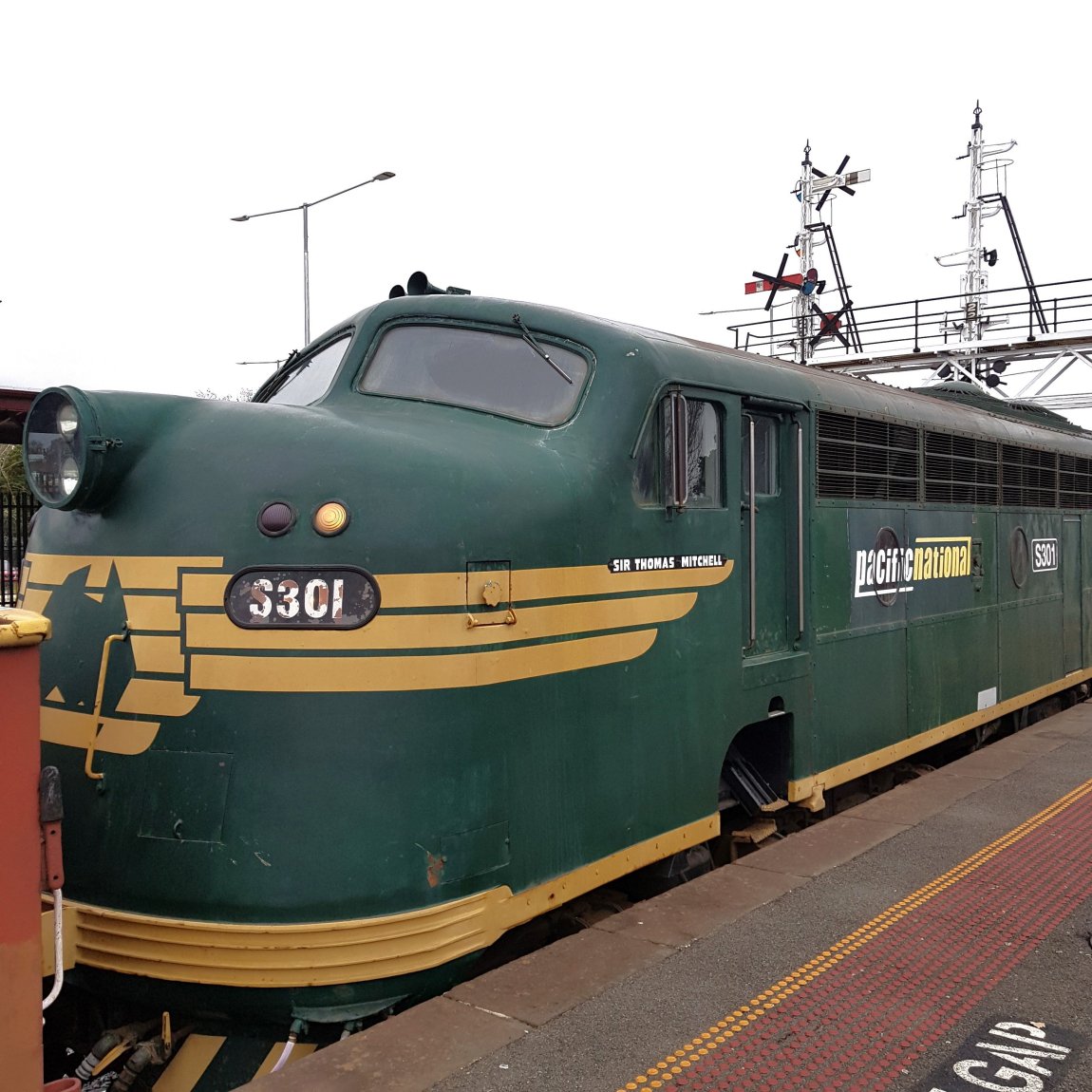 An image of Steamrail S301 at Ballarat Station Platform 1