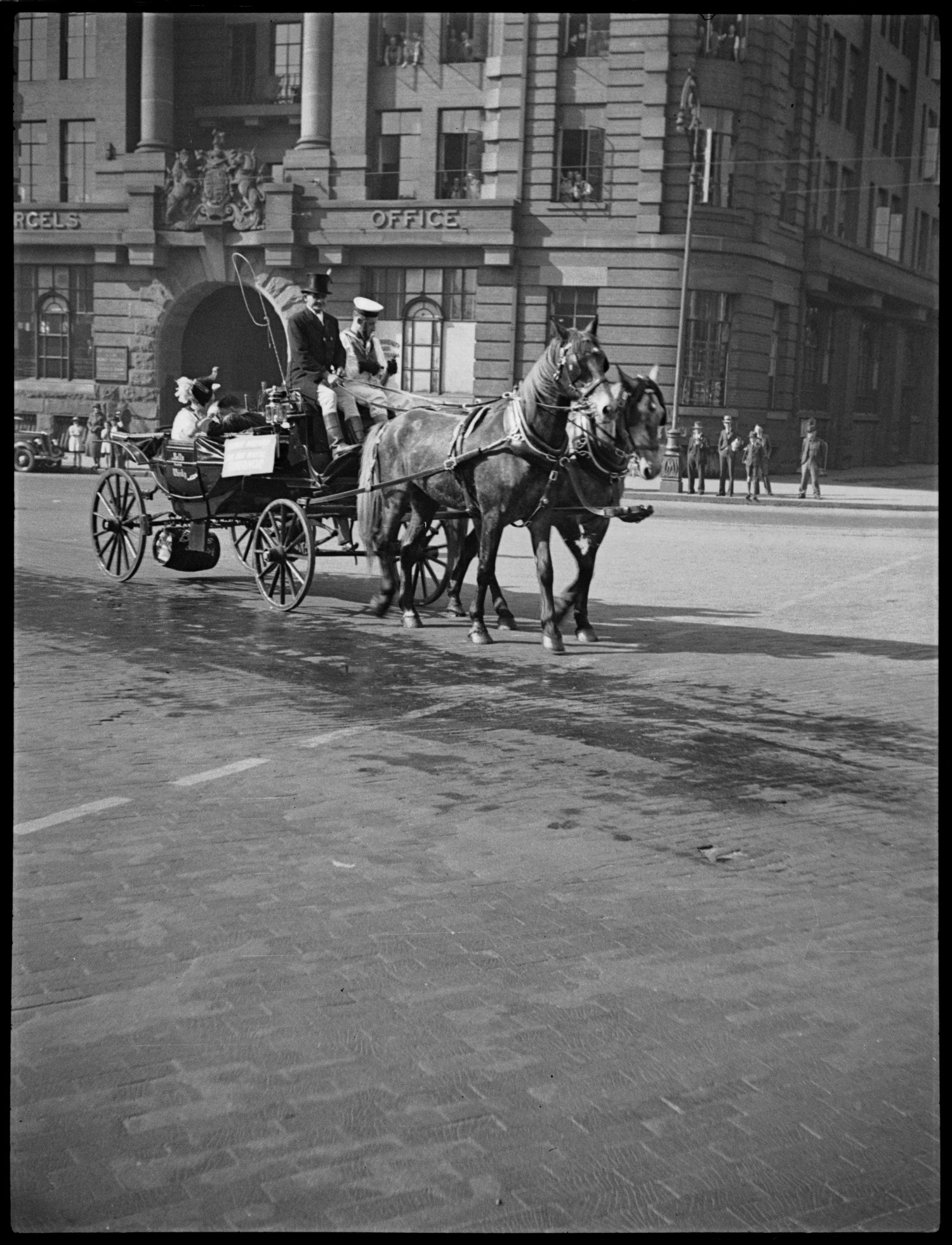 Image of Note to Town Clerk, 4th June 1902 about using old blocks in laneways