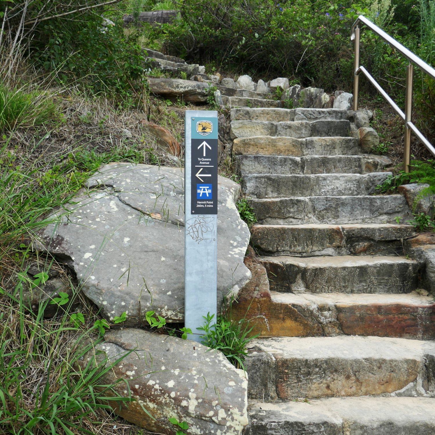 image of colonial-erra stone steps at Queen's Beach, Sydney Harbour