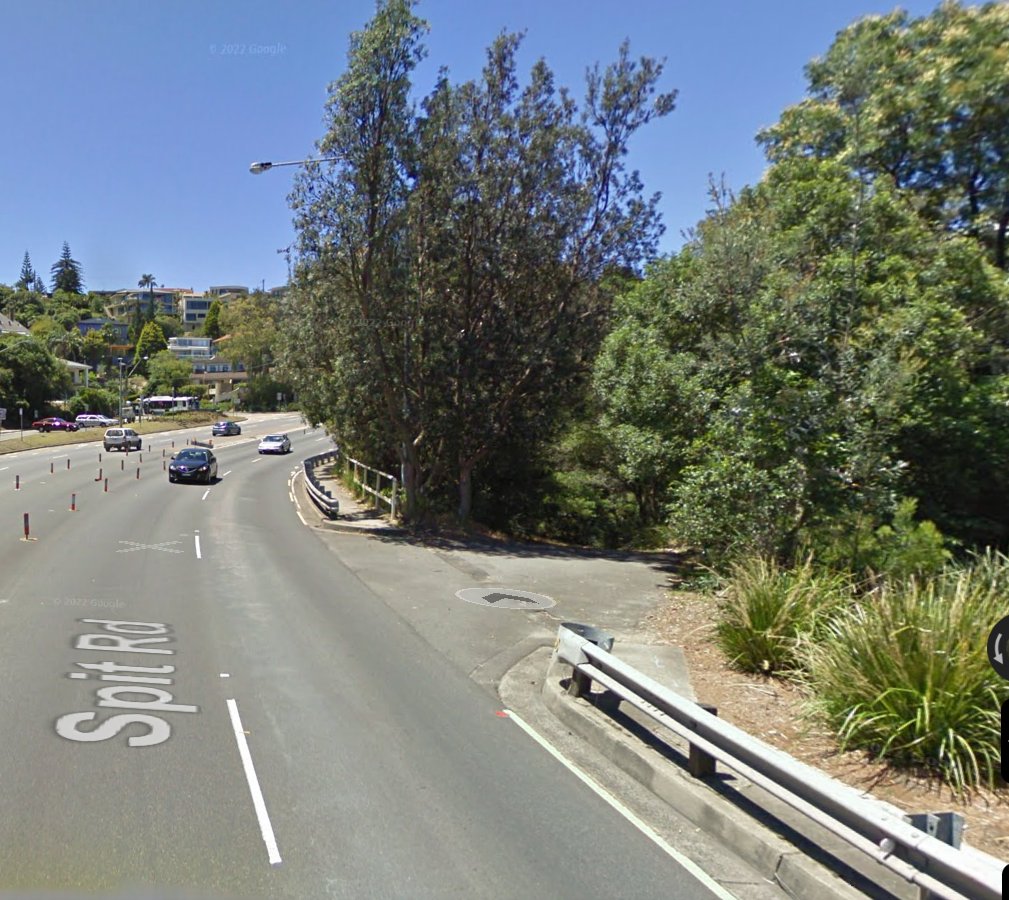 The entrance to Fisher Bay Walk from the A8 - Credit: Google Maps