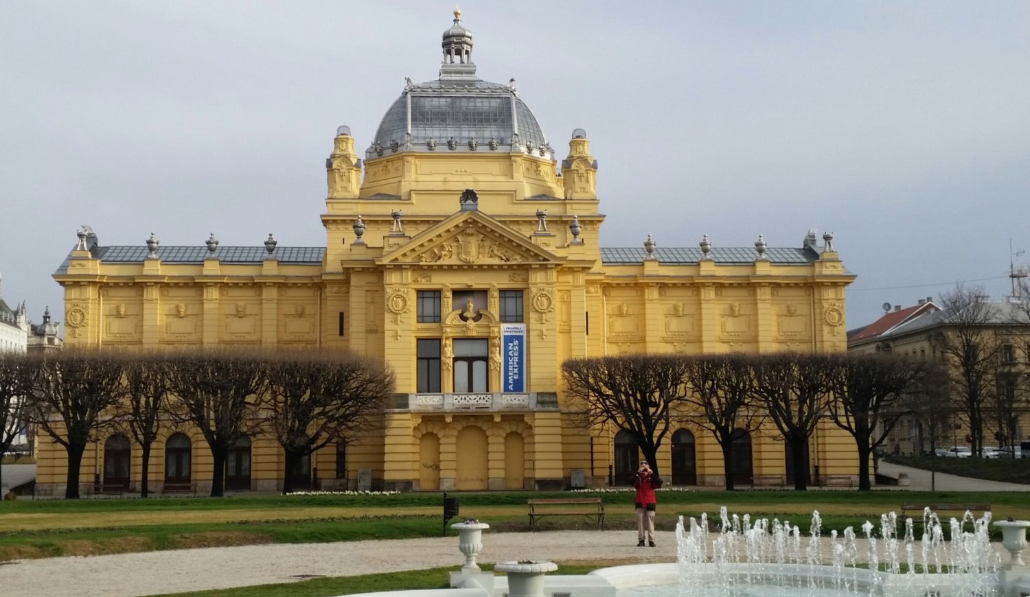 image of Zagreb's golden Art Pavillion (Croatia)