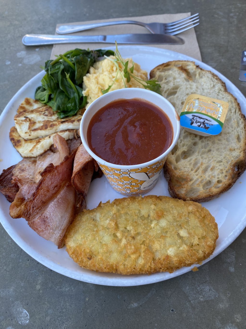 image of a breakfast plate at the Rusty Rabbit, Darlinghurst, Sydney