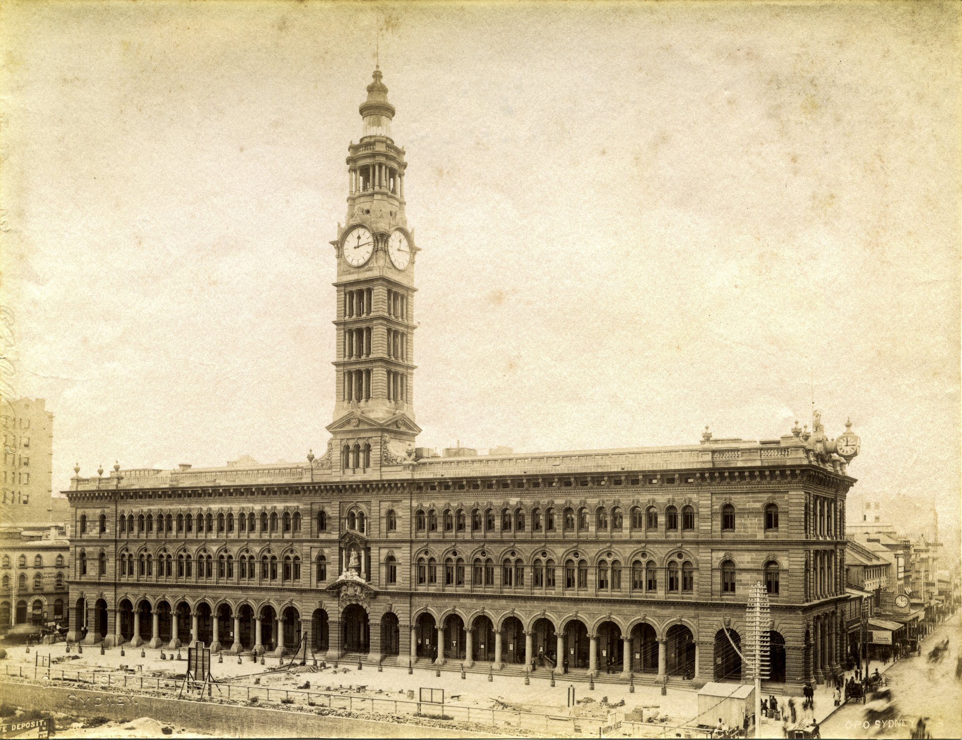 image showing Sydney GPO in 1892, credit to City of Sydney Archives